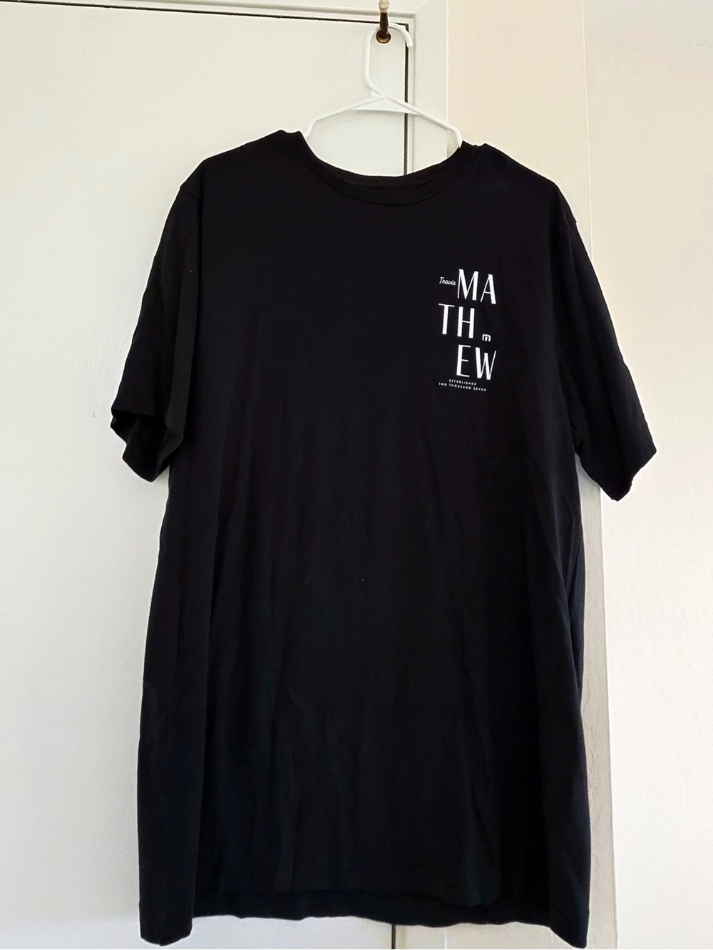 Travis Mathew Black Short-Sleeve Graphic Tee